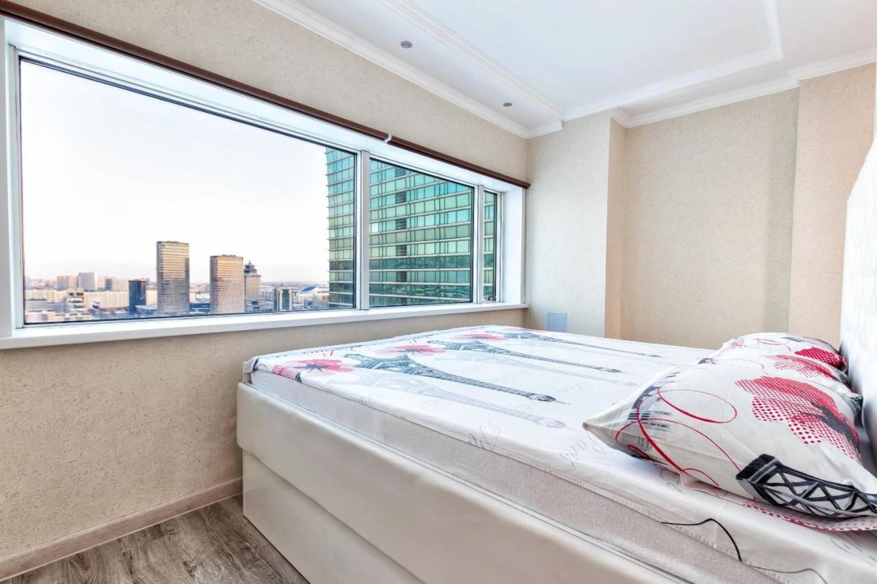 северное сияние 27 этаж Apartment Nur-Sultan (Astana)